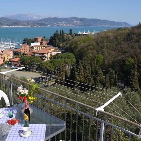 Апартаменты Wonderful Sea View - Terrace And Parking Феццано Экстерьер фото